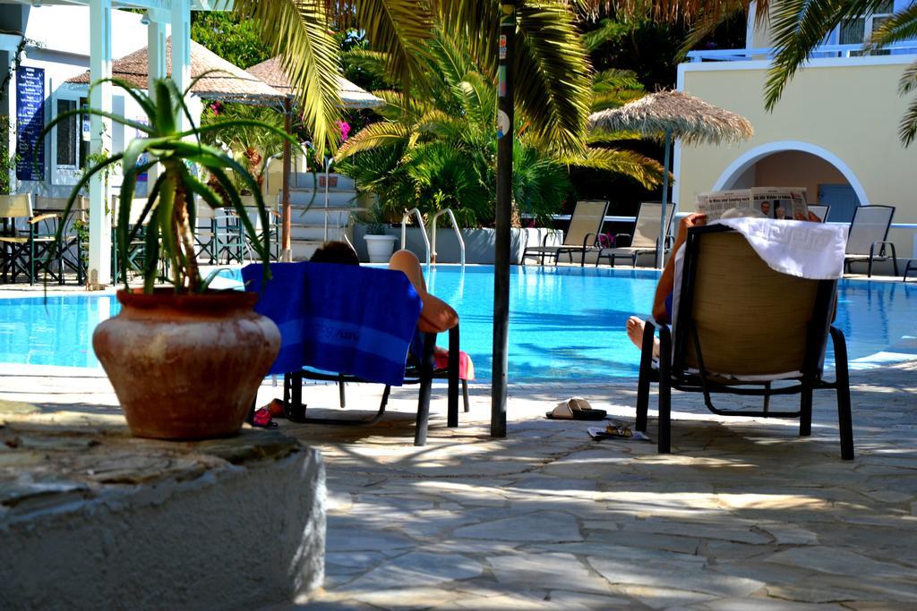 Zephyros Hotel Kamári Exteriér fotografie